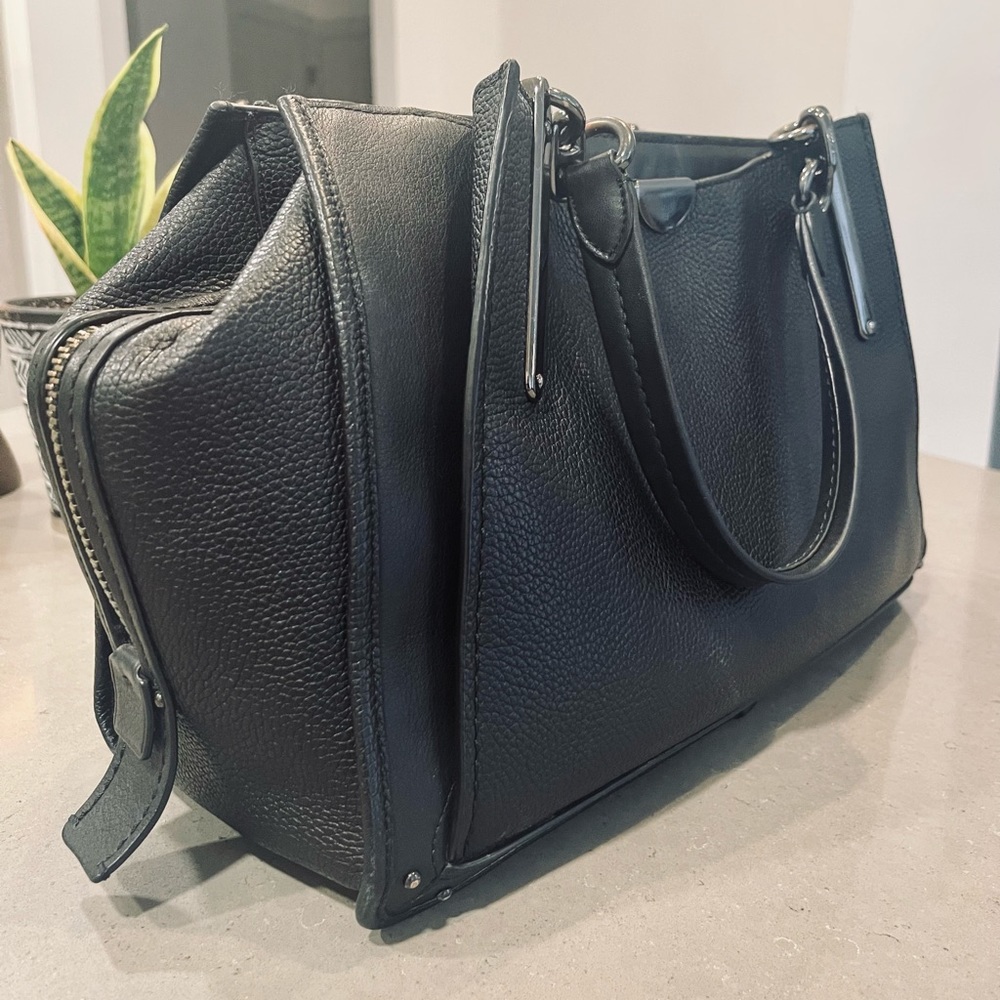 Gorgeous Rare 💯Authentic Coach Dreamers 36 Bag ✨🖤 - Picture 2 of 10